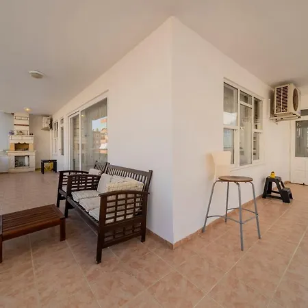 Apartment Central & Cozy Apartment Close To Beach In Alanya