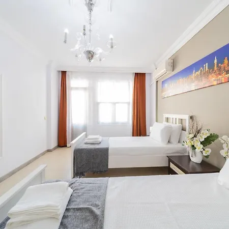 Central & Cozy Apartment Close To Beach In Alanya شقة ماهموتلار
